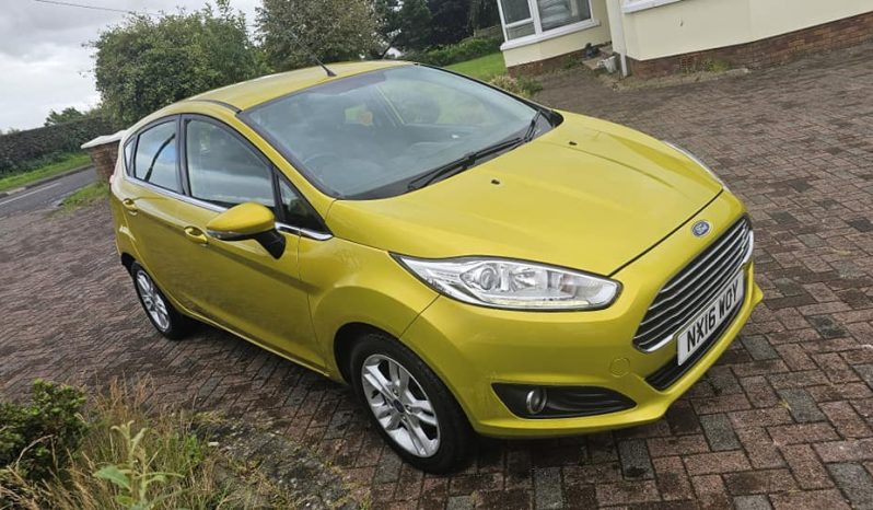 
								2016 Ford Fiesta Zetec 1.0 Petrol full									