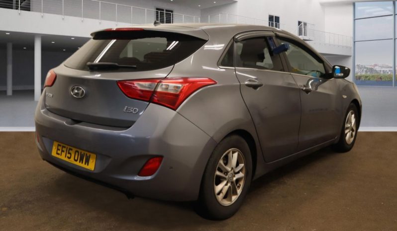 
								2015 Hyundai i30 1.6 Diesel full									