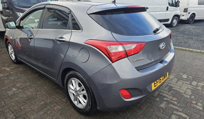 
								2015 hyundai i30, 1.6 Diesel full									