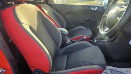 
										2015 Ford Fiesta 1.0 Zetec S Red Edition Petrol full									