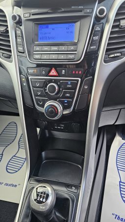 
										2015 hyundai i30, 1.6 Diesel full									