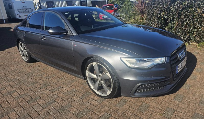 
								2014 Audi A6 2.0 tdi Black Edition S Line full									