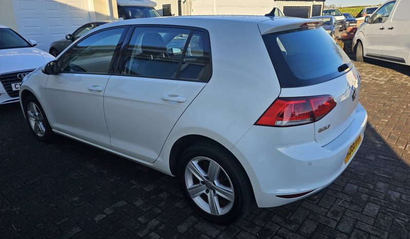 
								2016 Volkswagen Golf Match 1.6 tdi Diesel full									