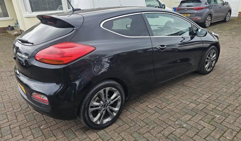 
								2013 Kia Pro Ceed 1.6 Diesel full									