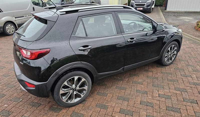 
								2017 Kia Stonic 2, 1.6 Diesel full									
