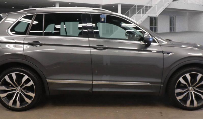 
								2019 Volkswagen Tiguan R Line Automatic 2.0 Diesel full									