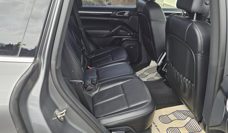 
								2013 Porsche Cayenne 3.0d Auto full									