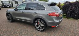 
										2013 Porsche Cayenne 3.0d Auto full									